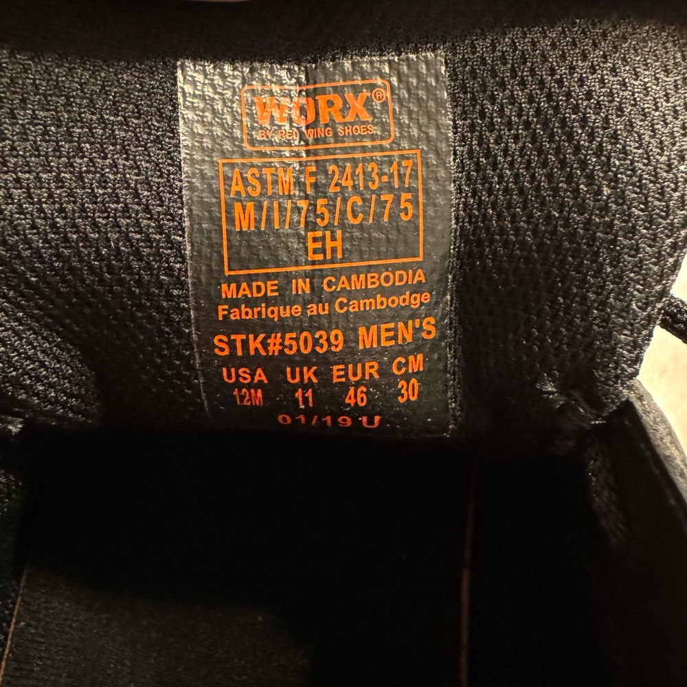 Worx by Red Wing Shoes Safety Shoes. Color Black.  New Without Box. - Picture 3 of 9